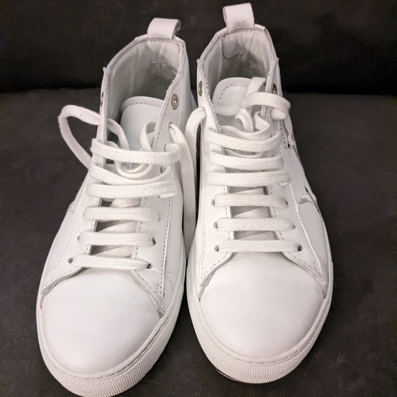 White Axel Arigato Bird Sneakers - Picture 2 of 8